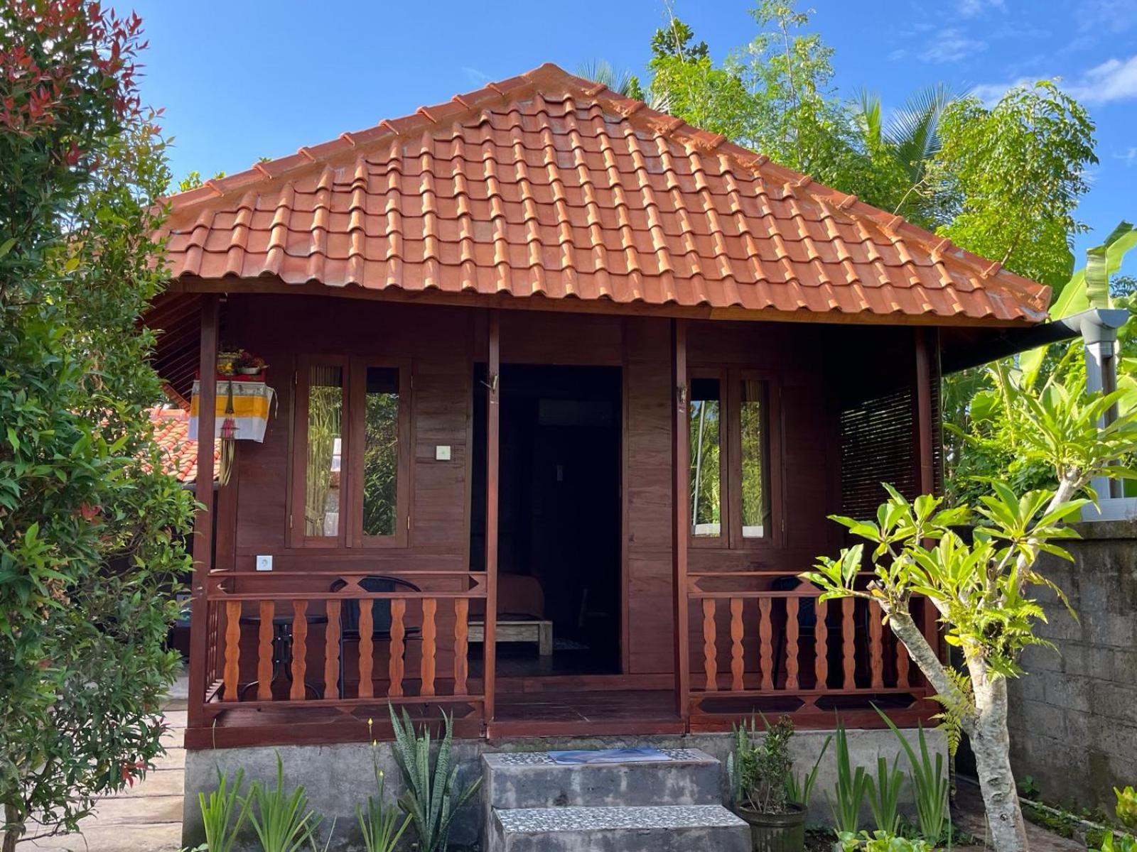 Telagamas Guest House Banjarangkan Buitenkant foto